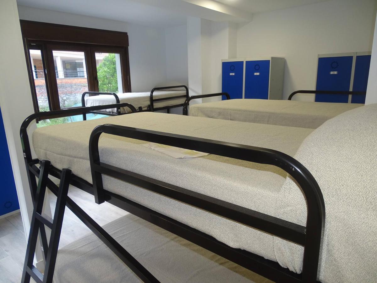 Albergue Roma Pola de Lena Eksteriør billede
