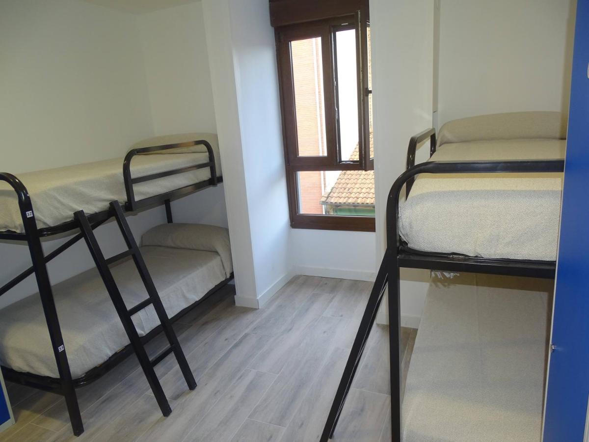 Albergue Roma Pola de Lena Eksteriør billede